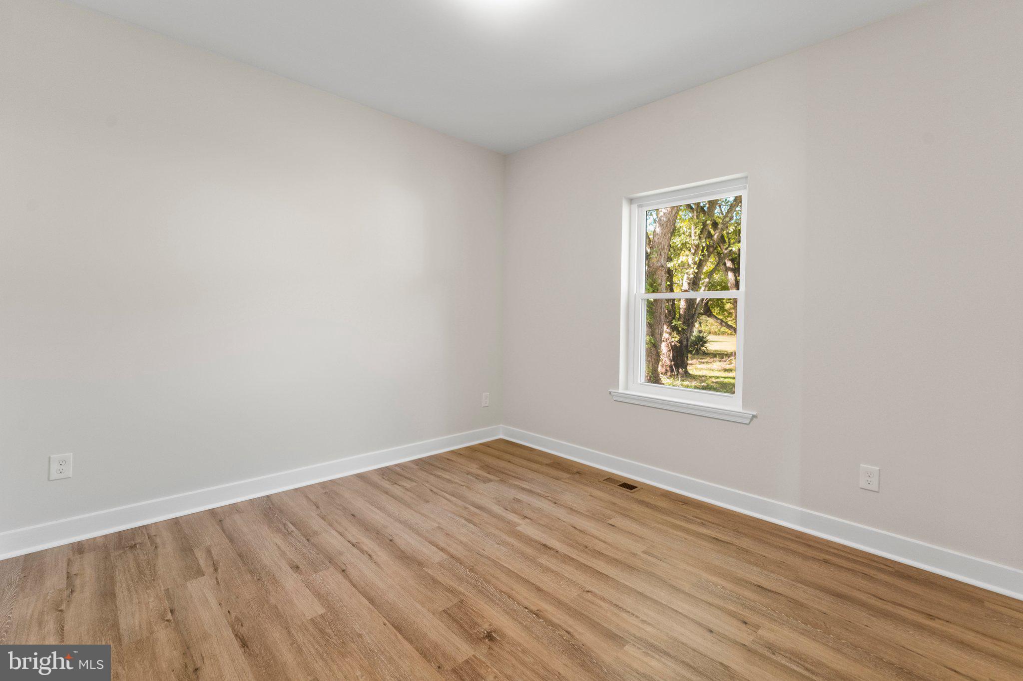 GLEBE HARBOR - Residential