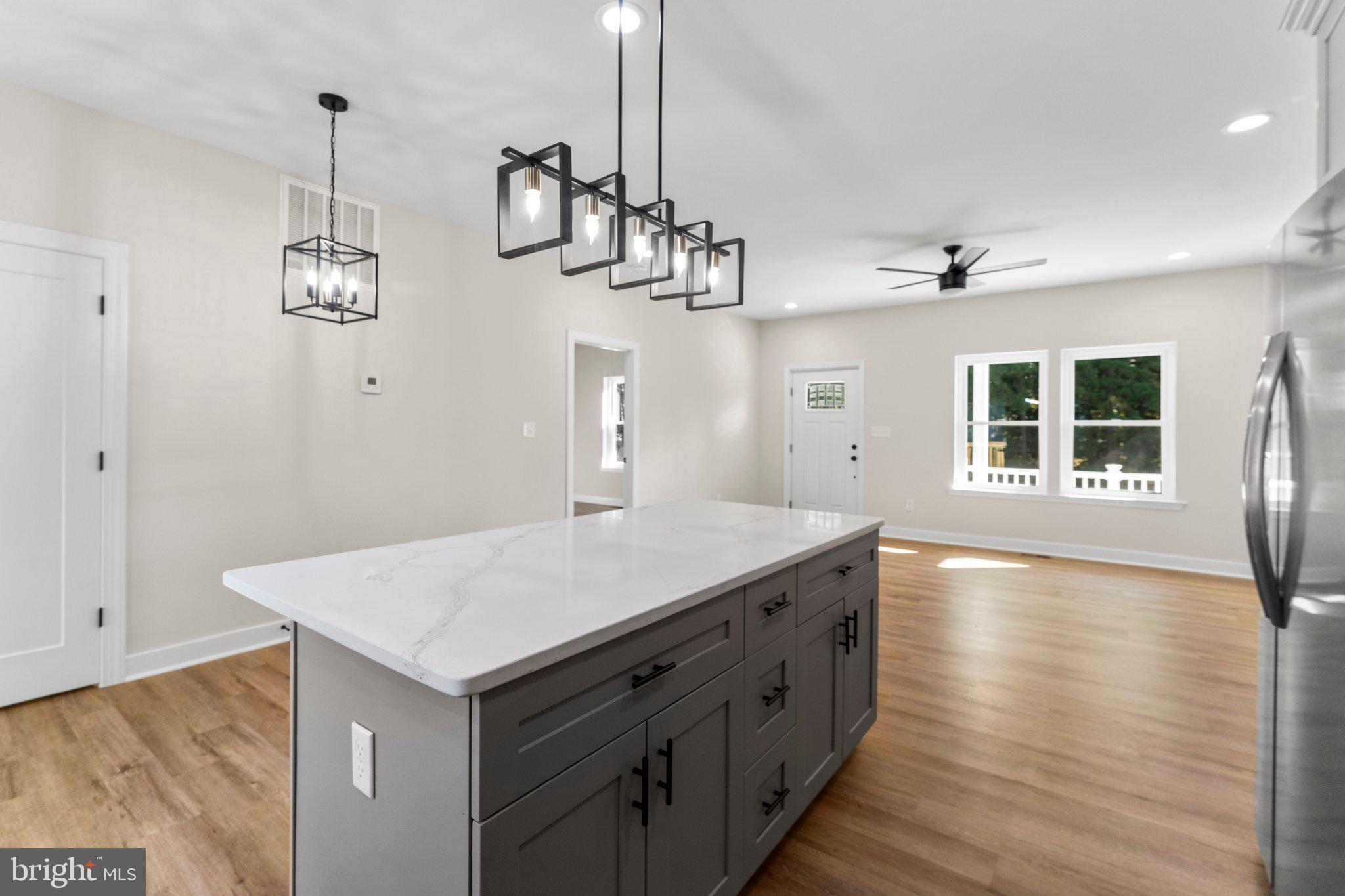 GLEBE HARBOR - Residential