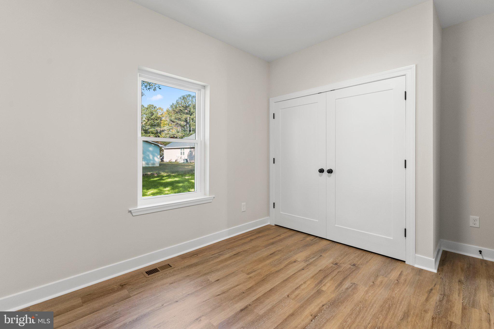 GLEBE HARBOR - Residential