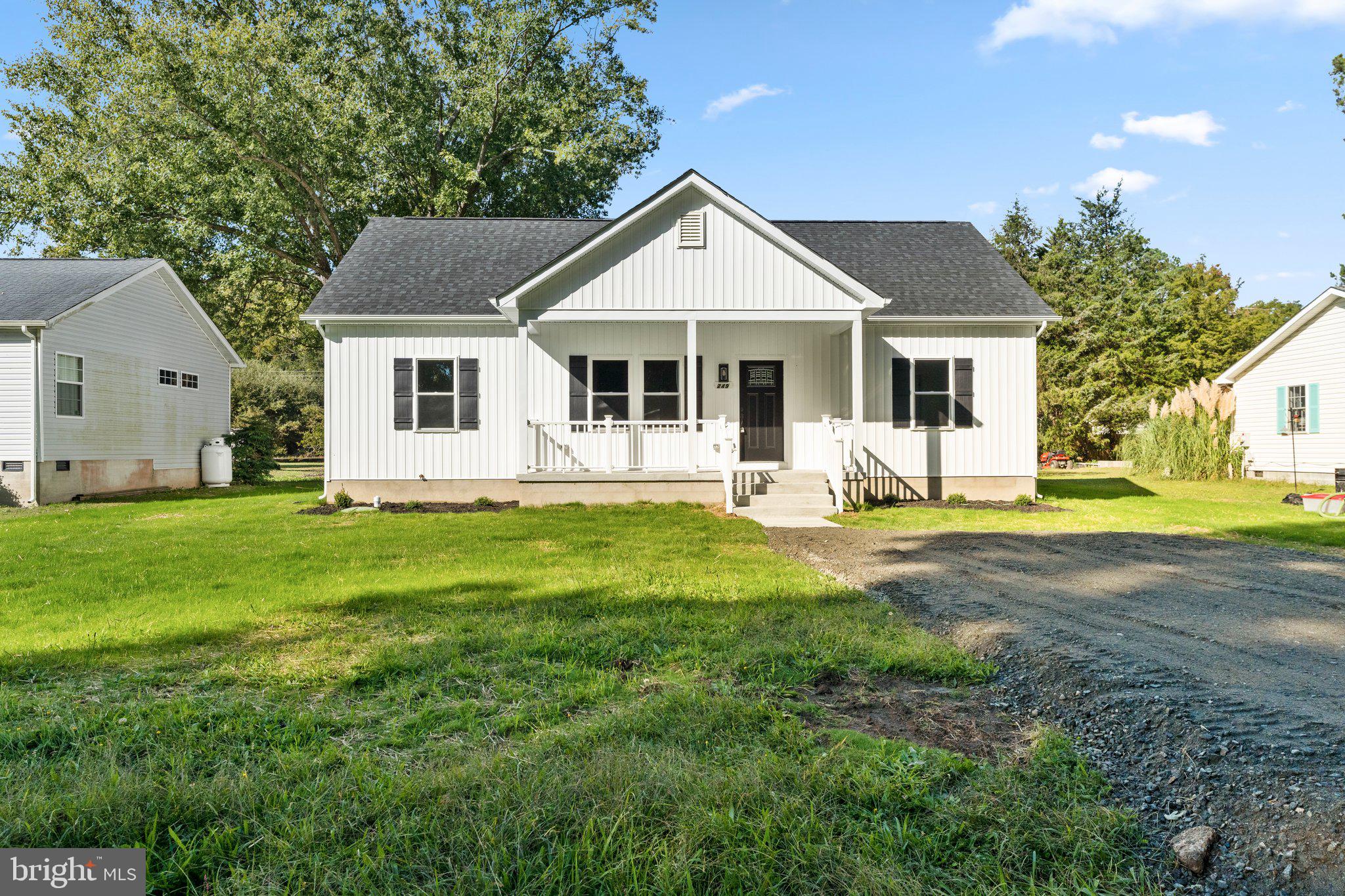 GLEBE HARBOR - Residential