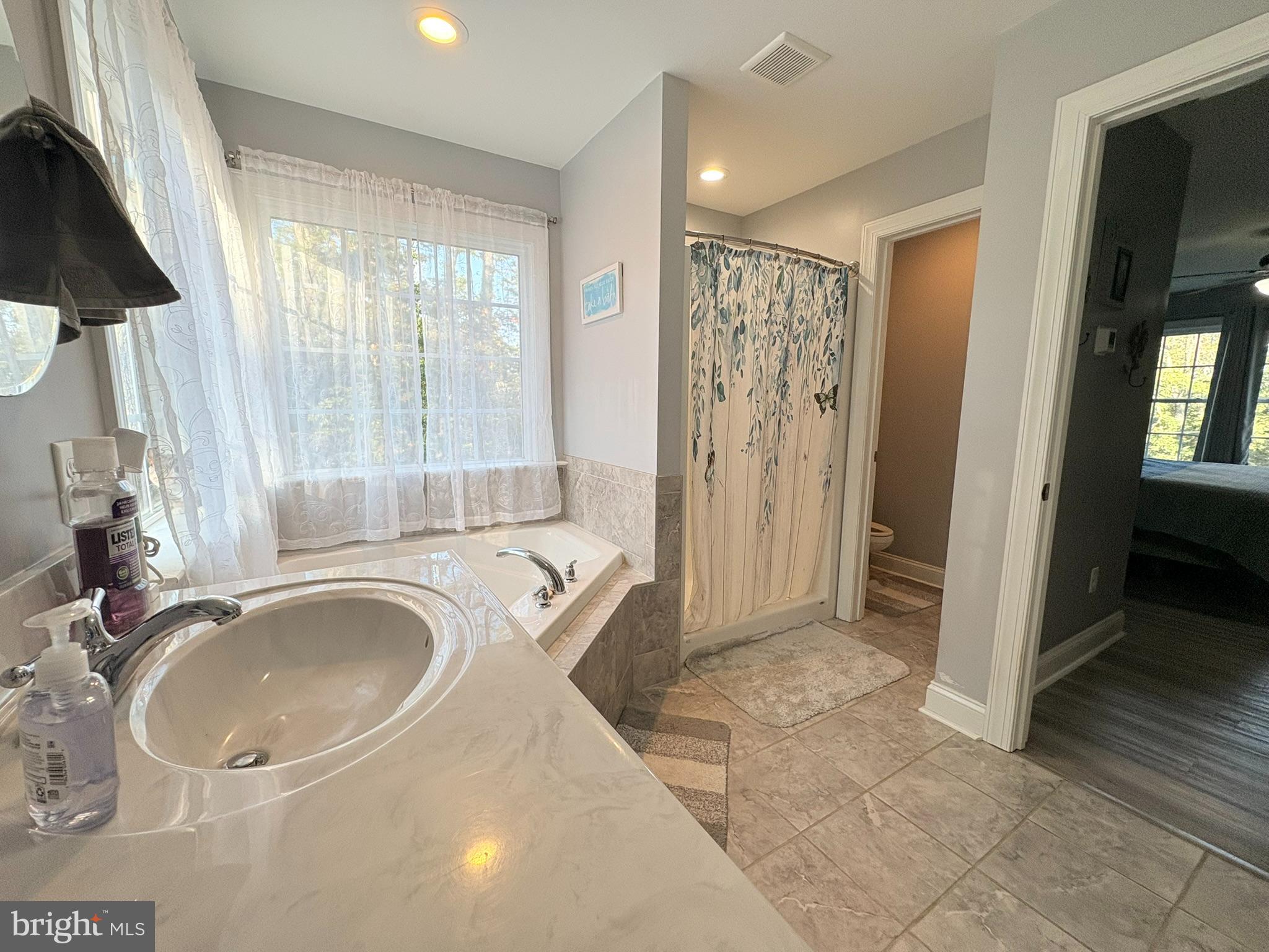 SHAWNEELAND - Residential