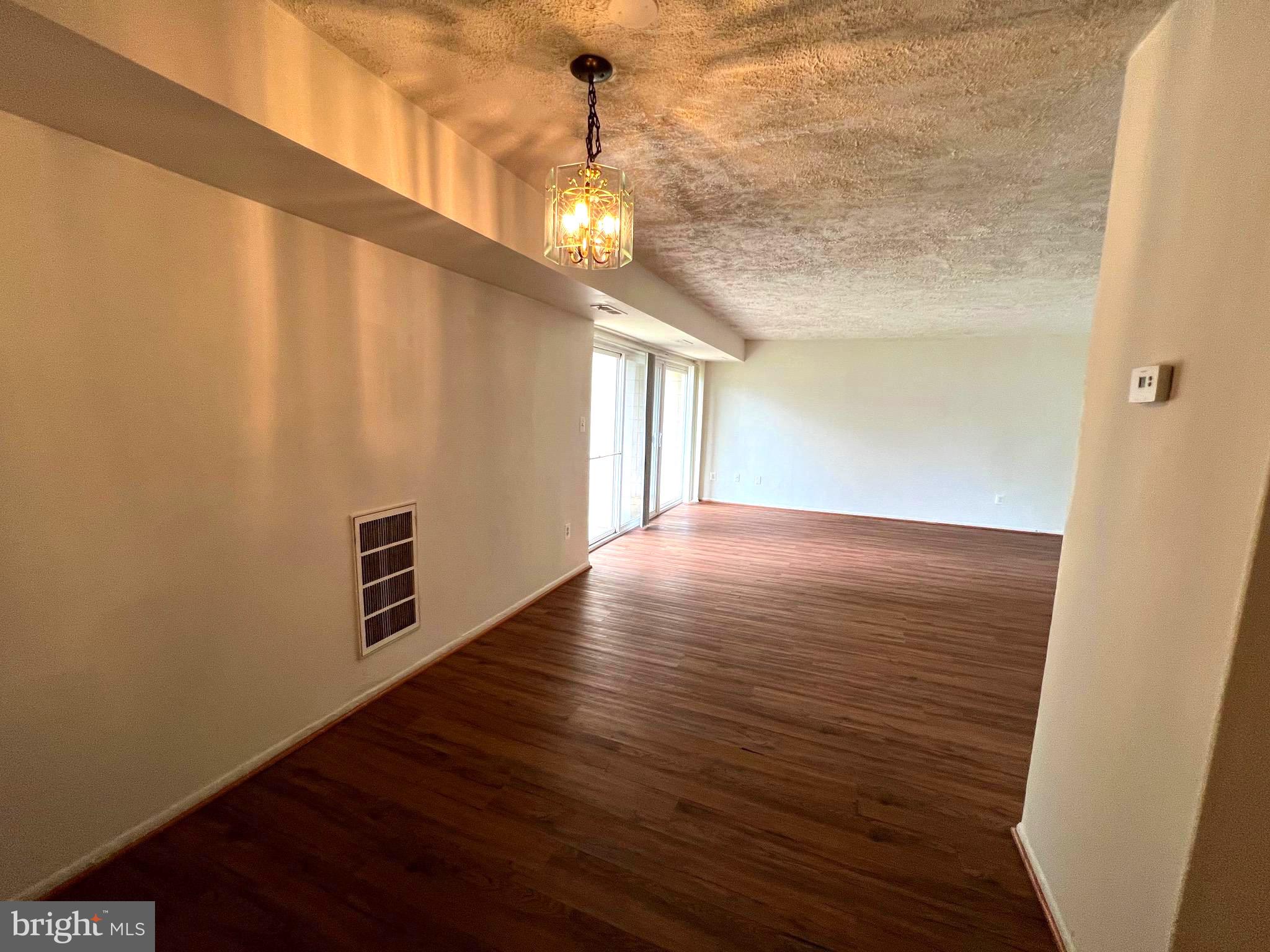 FRENCHMANS CREEK - Residential Lease