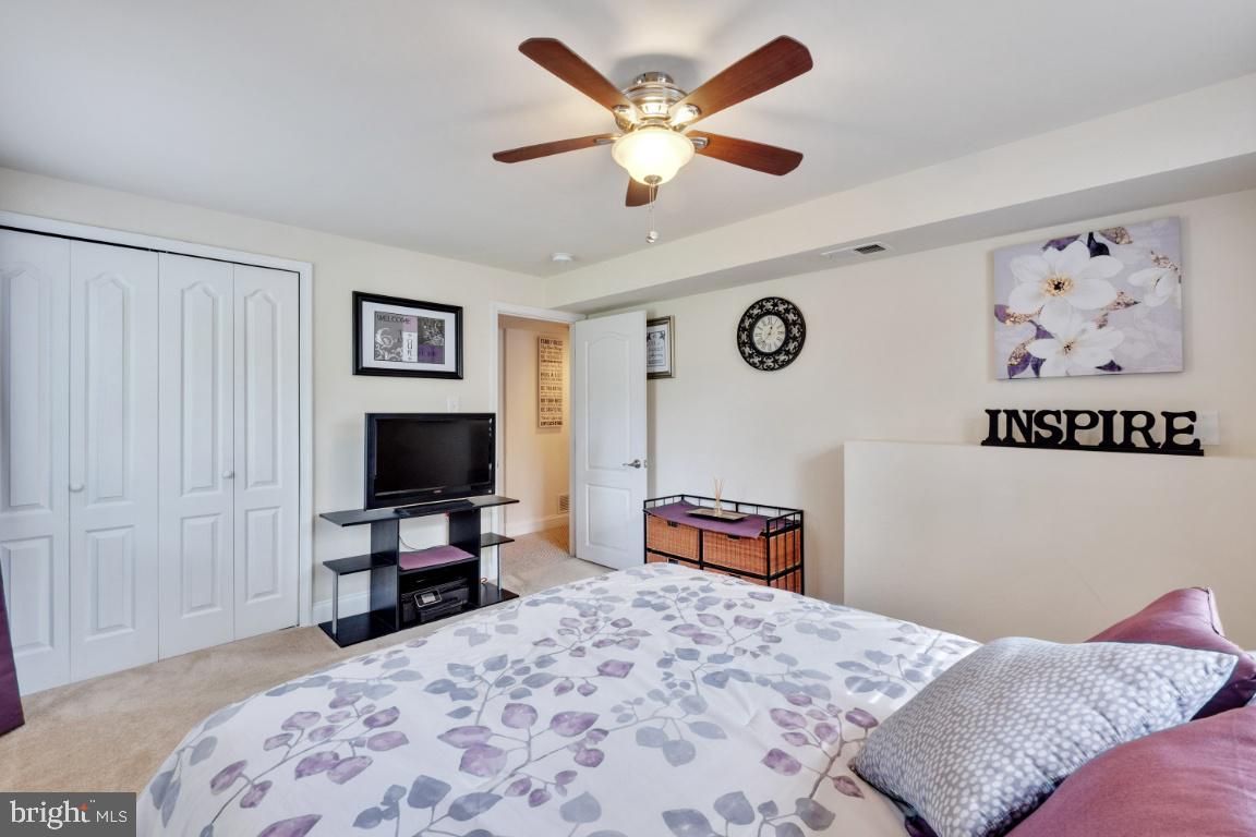 ST CHARLES - CARRINGTON - Residential