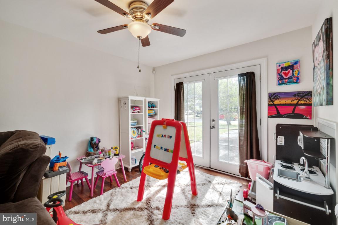 ST CHARLES - CARRINGTON - Residential