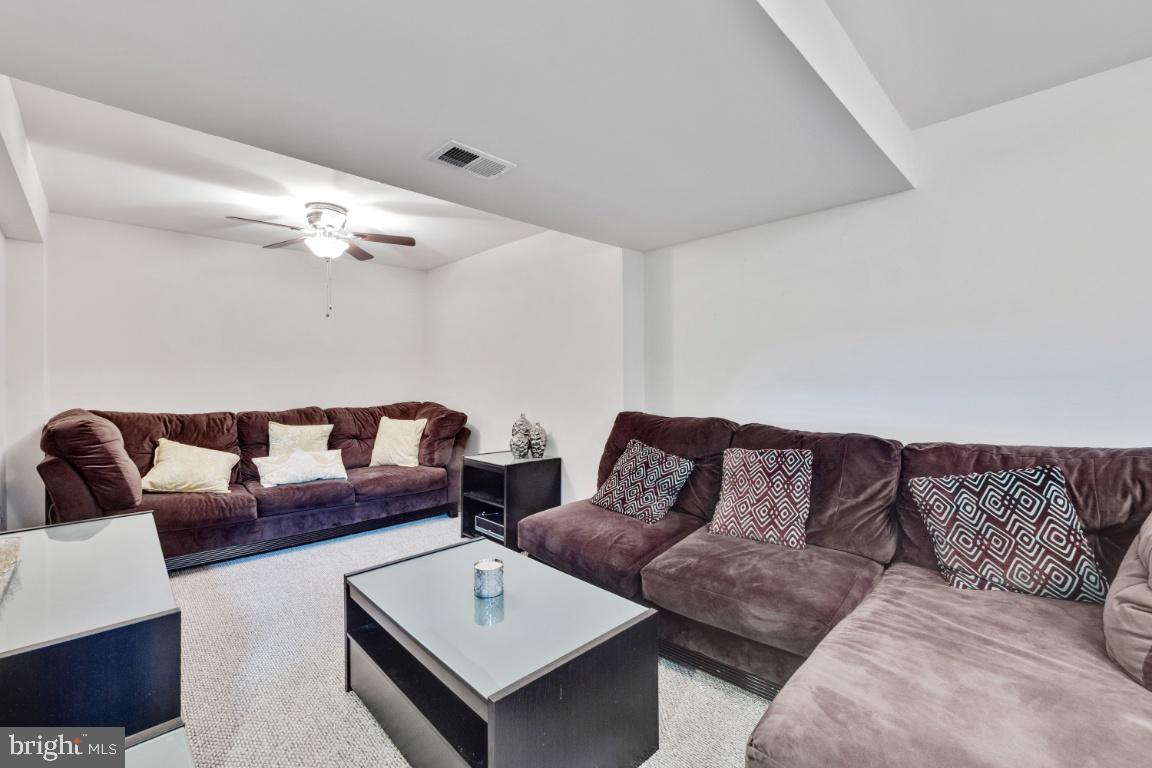 ST CHARLES - CARRINGTON - Residential