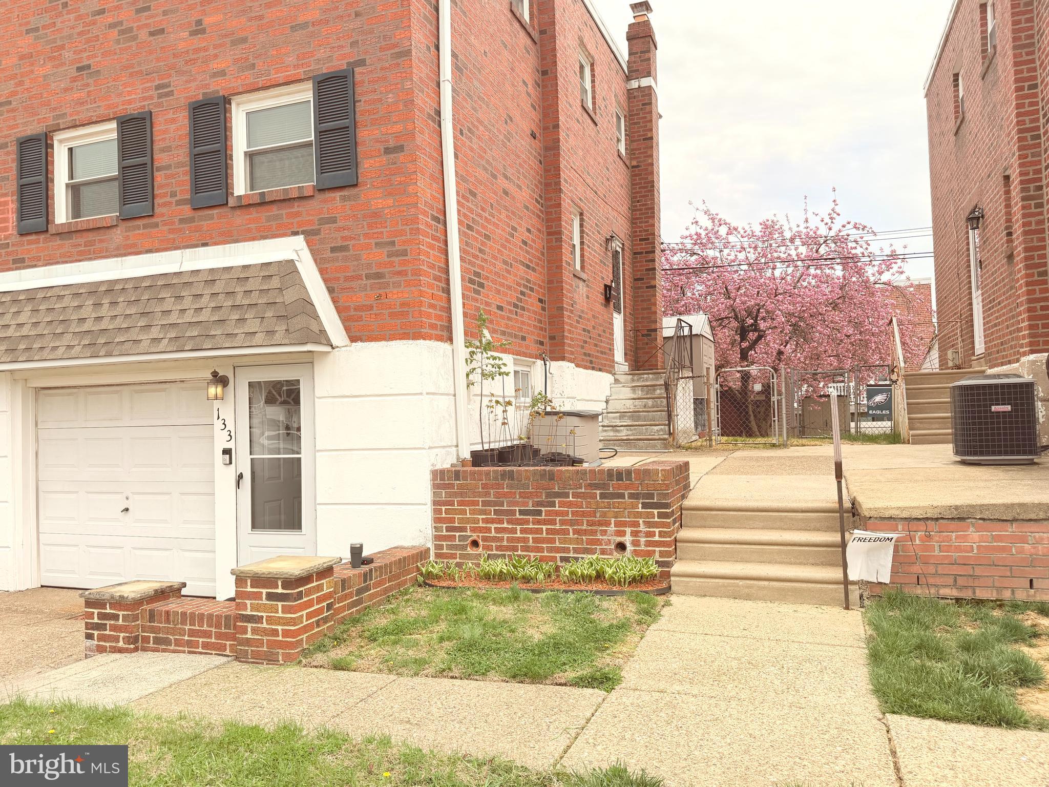 MILLBROOK - Residential