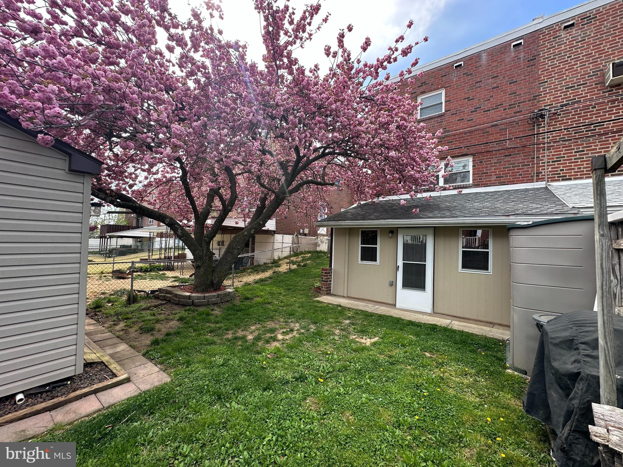 MILLBROOK - Residential