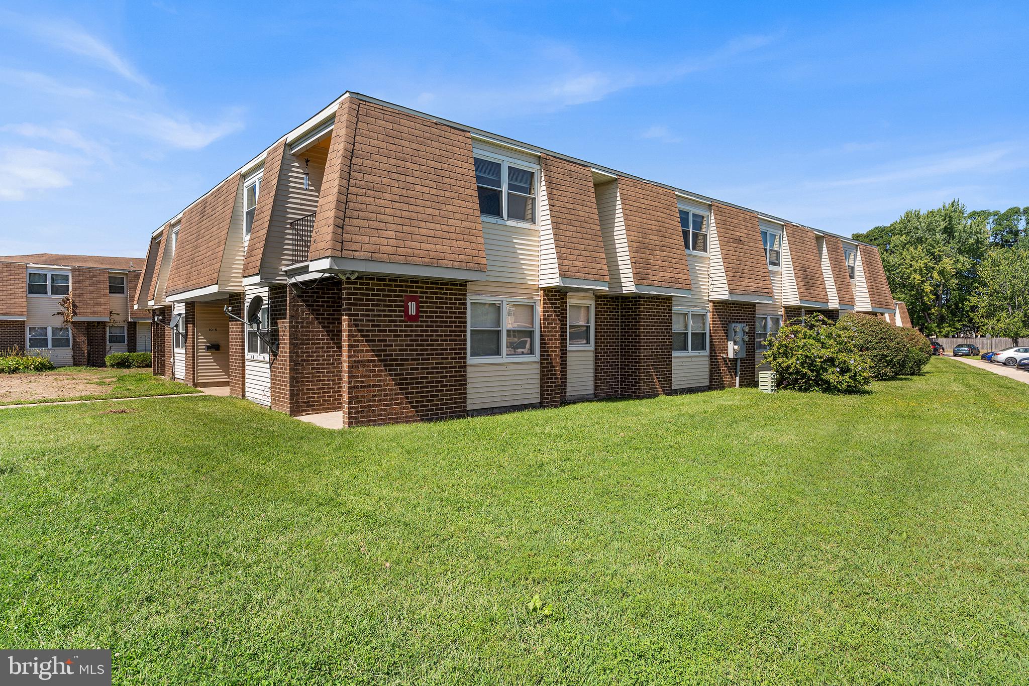 10 FLORENCE TOLLGATE PLACE