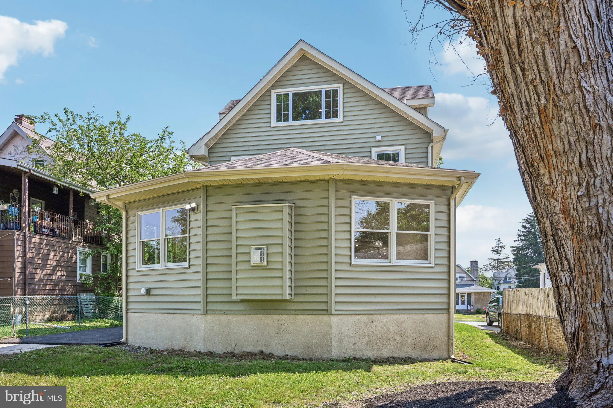 Aldan, Pennsylvania 19018, United States, 4 Bedrooms Bedrooms, ,5 BathroomsBathrooms,Residential,Active,137773