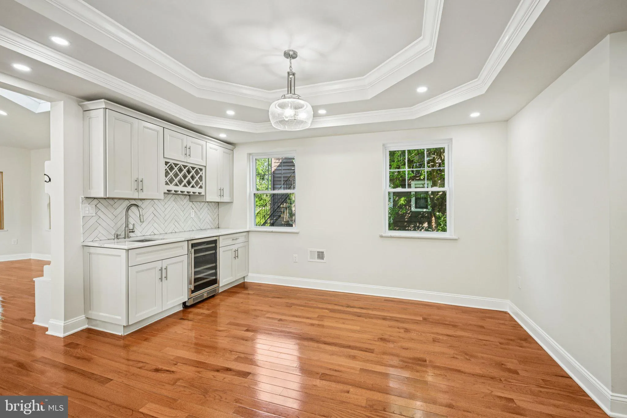 Aldan, Pennsylvania 19018, United States, 4 Bedrooms Bedrooms, ,5 BathroomsBathrooms,Residential,Active,137773