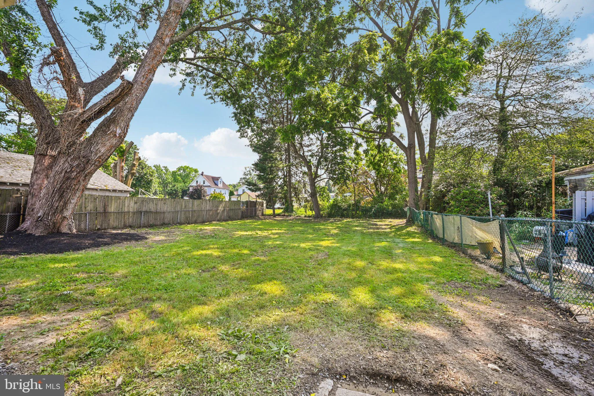 Aldan, Pennsylvania 19018, United States, 4 Bedrooms Bedrooms, ,5 BathroomsBathrooms,Residential,Active,137773