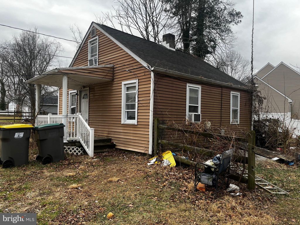 Photo of 202 Tamarack Avenue, WILMINGTON, DE 19804 (MLS # DENC2095082)