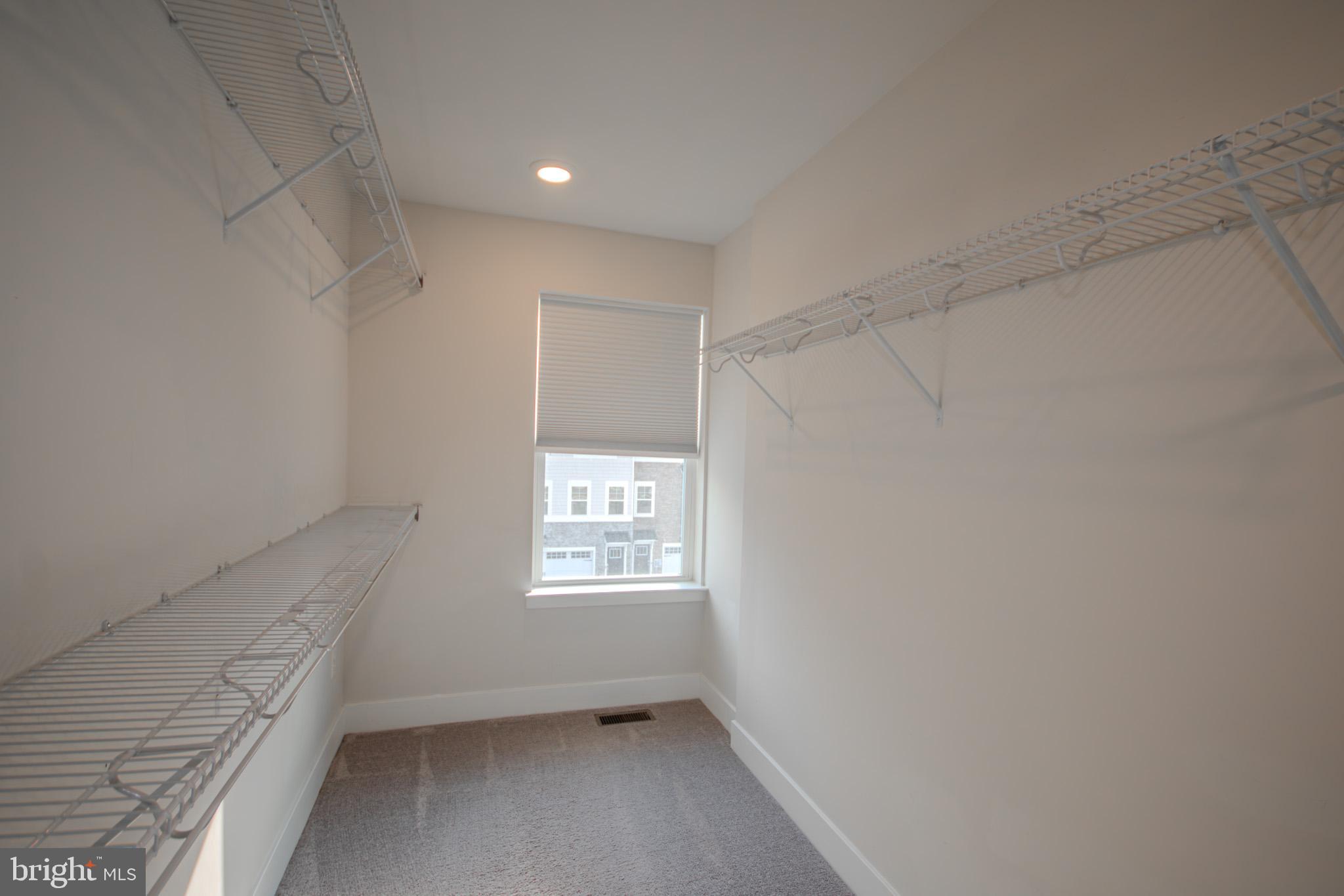 SEA OAKS VILLAGE - Residential