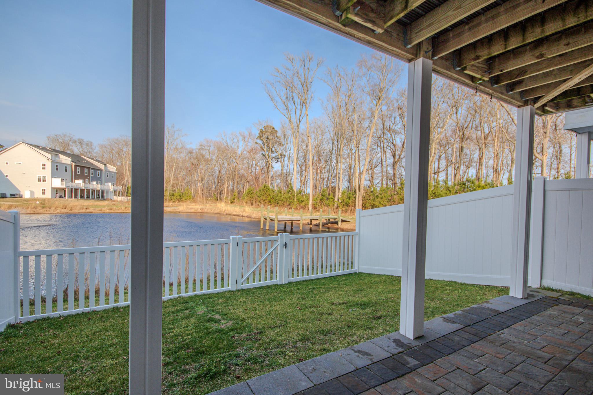 SEA OAKS VILLAGE - Residential