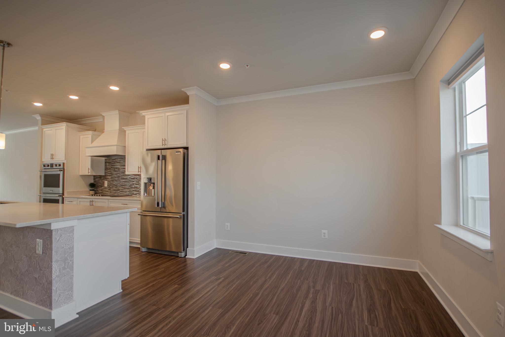 SEA OAKS VILLAGE - Residential