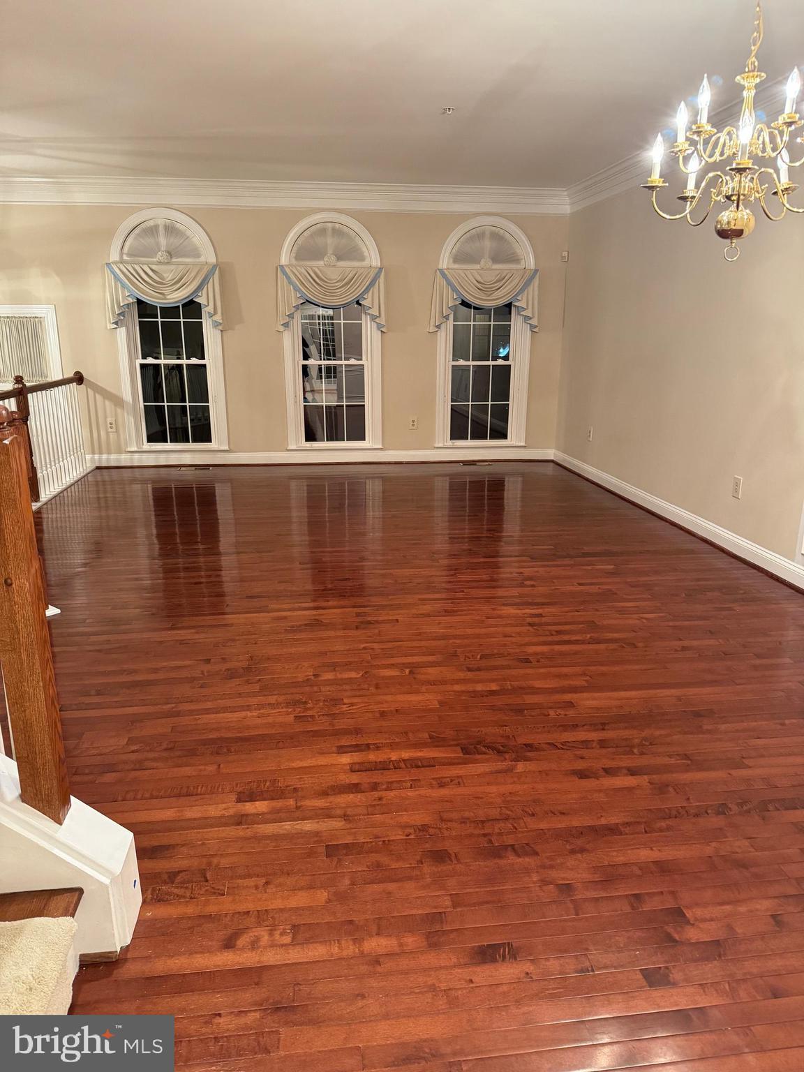 TOWER OAKS - Residential Lease