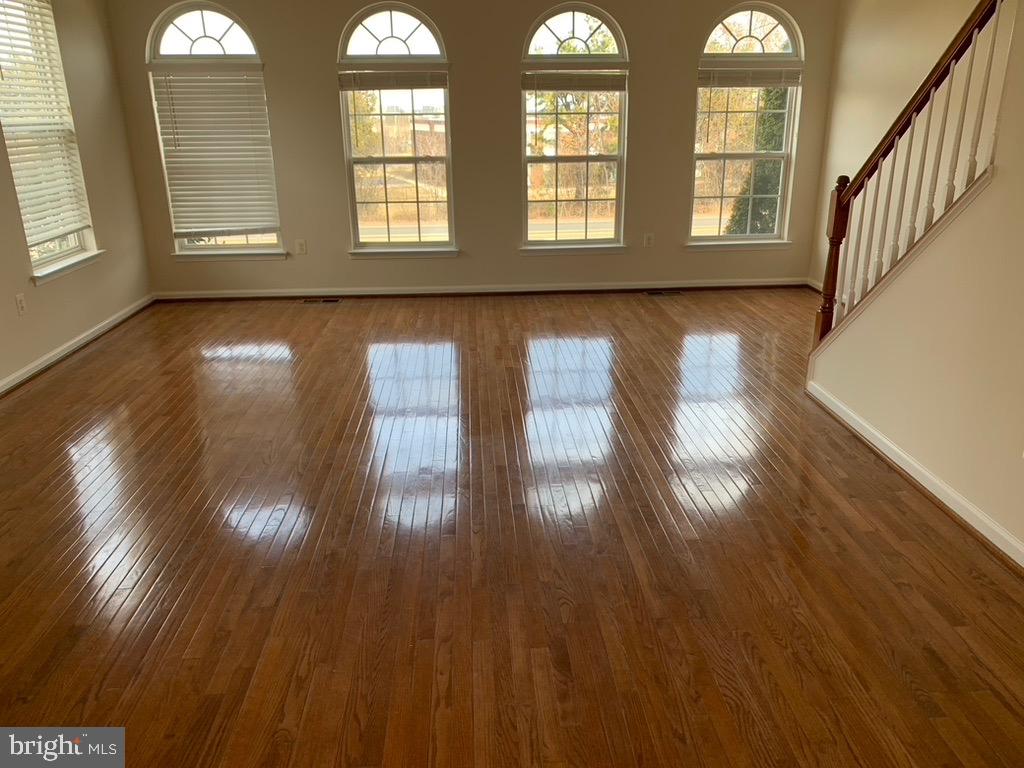 VILLAGE PLACE AT GAINESVILLE - Residential