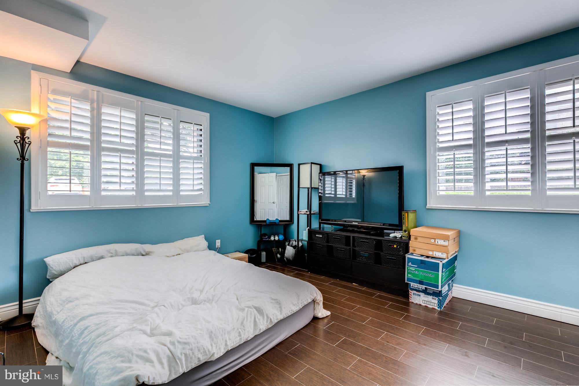 CLEVELAND HOUSE - Residential Lease