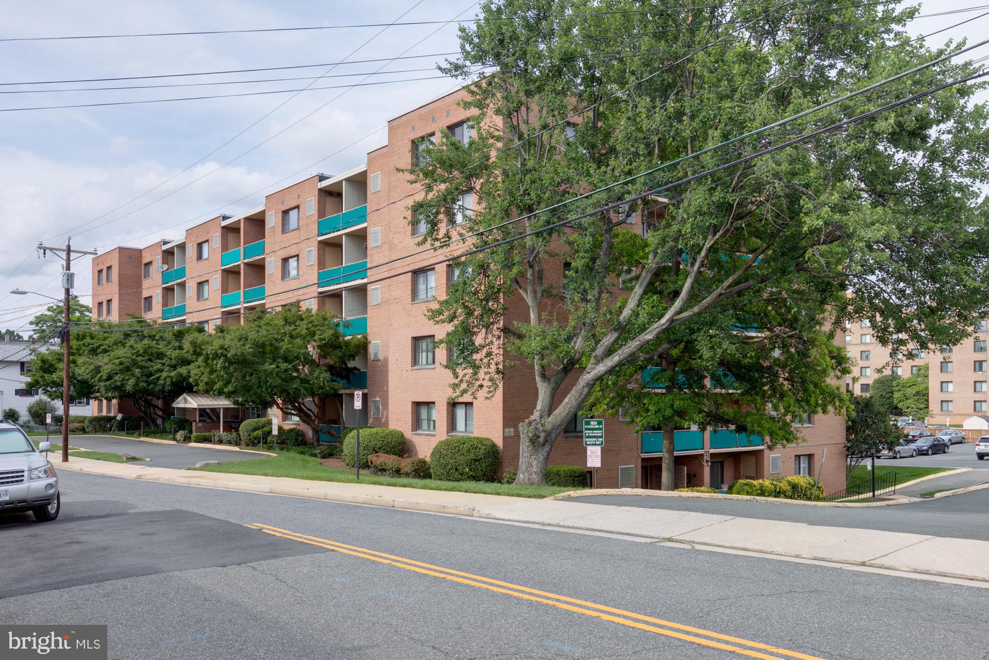 CLEVELAND HOUSE - Residential Lease