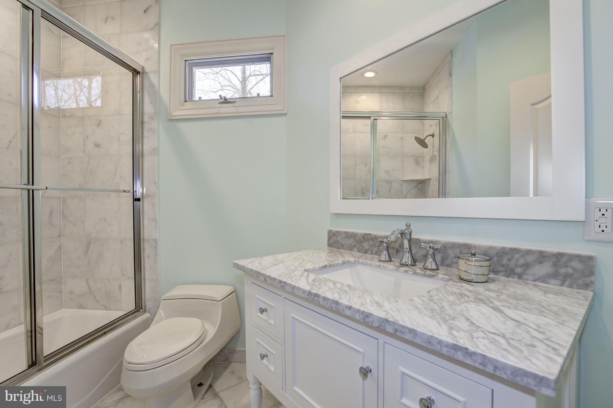 FALCONHURST - Residential