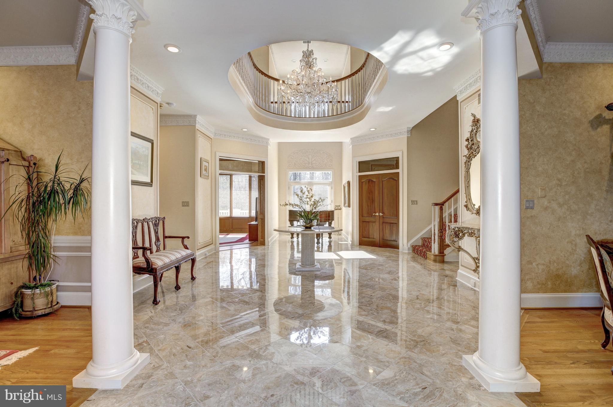 FALCONHURST - Residential