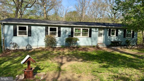 Photo of 360 Bernice Drive, HEDGESVILLE, WV 25427 (MLS # WVMO2007540)