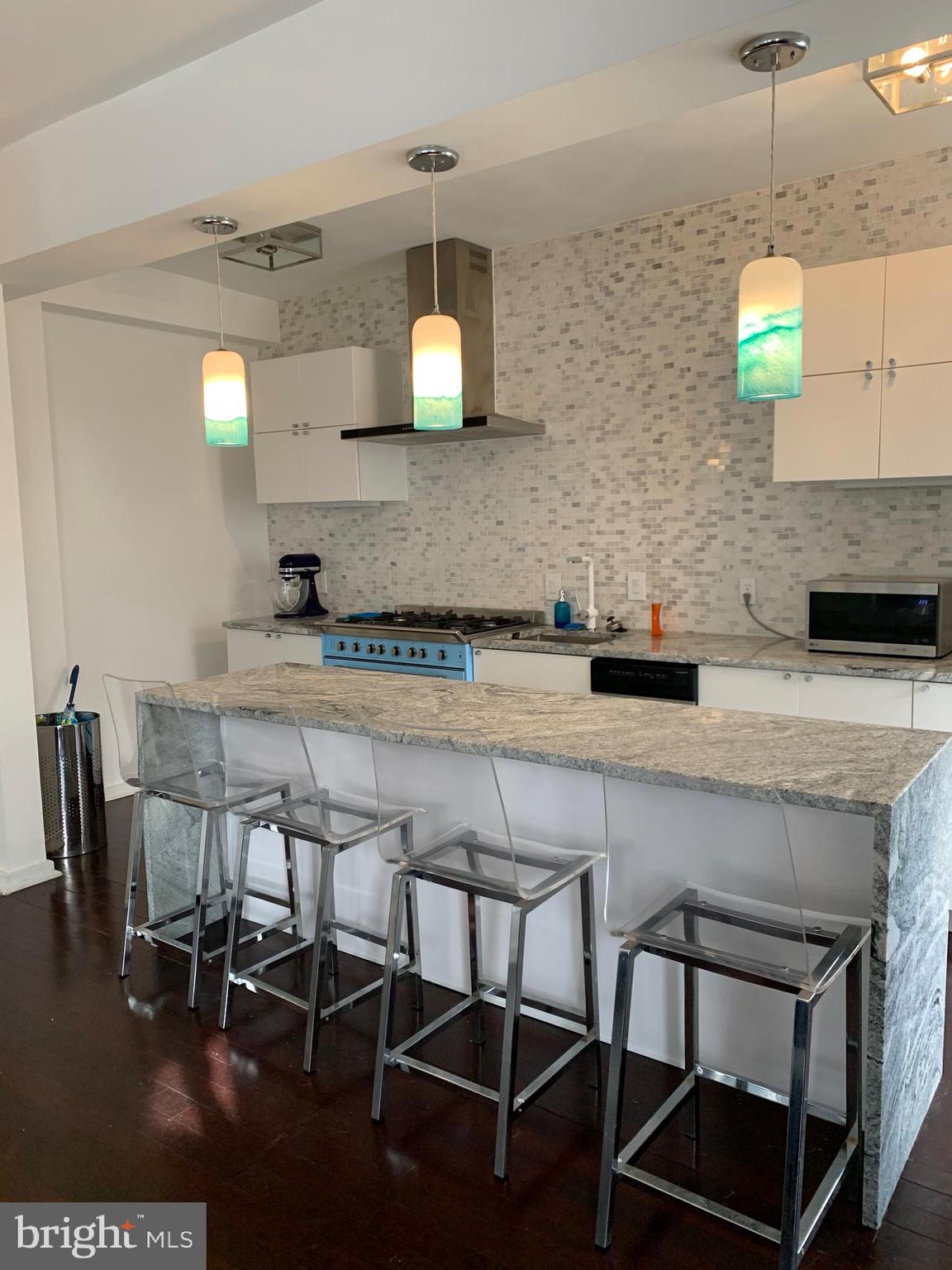 BELVEDERE - Residential Lease