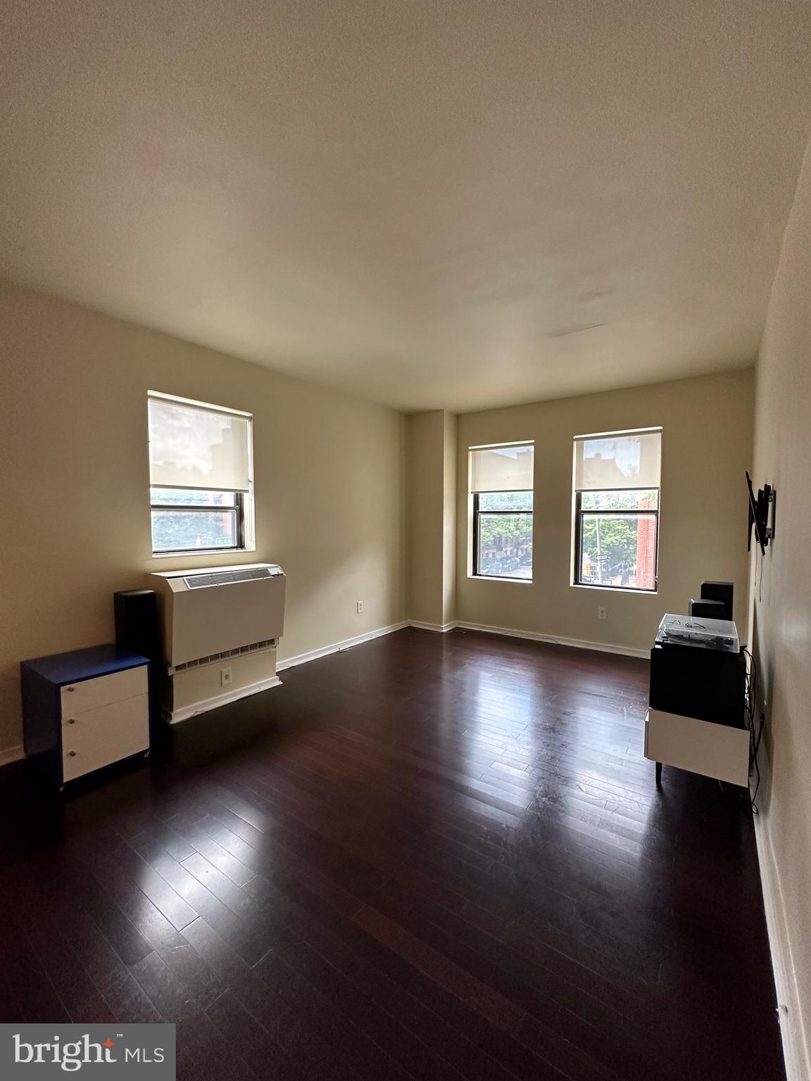 BELVEDERE - Residential Lease