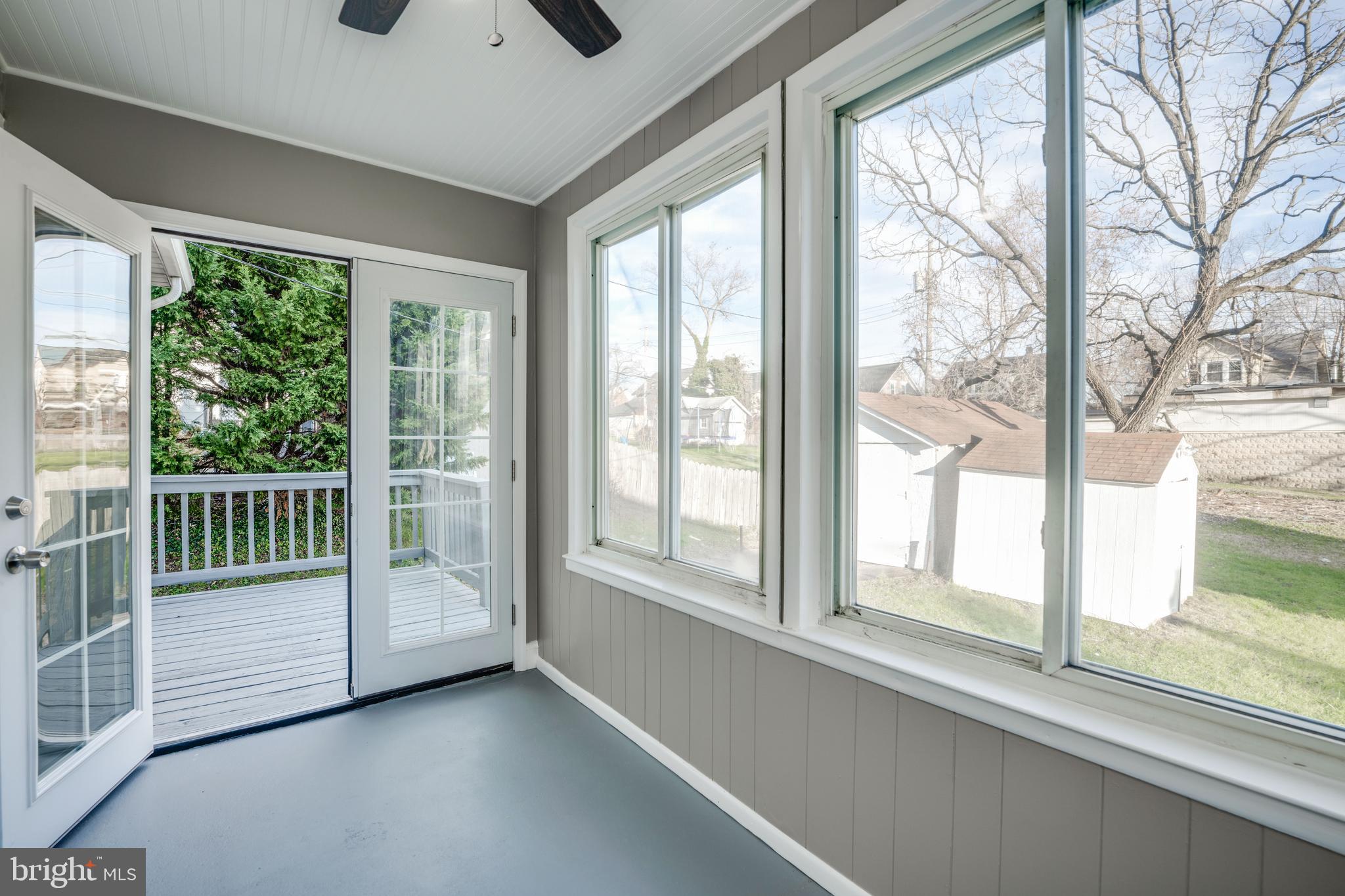 LAURAVILLE HISTORIC DISTRICT - Residential