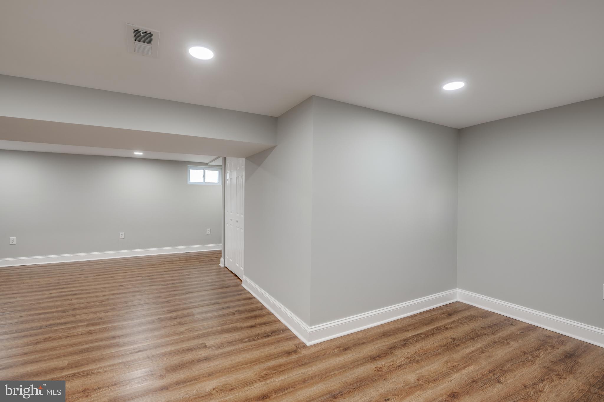 LAURAVILLE HISTORIC DISTRICT - Residential