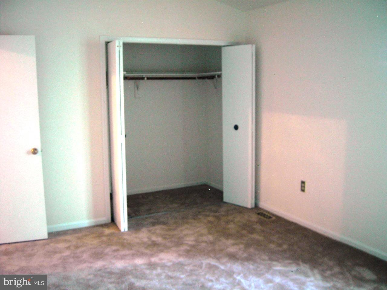 ST CHARLES SUB - LANCASTER - Residential Lease