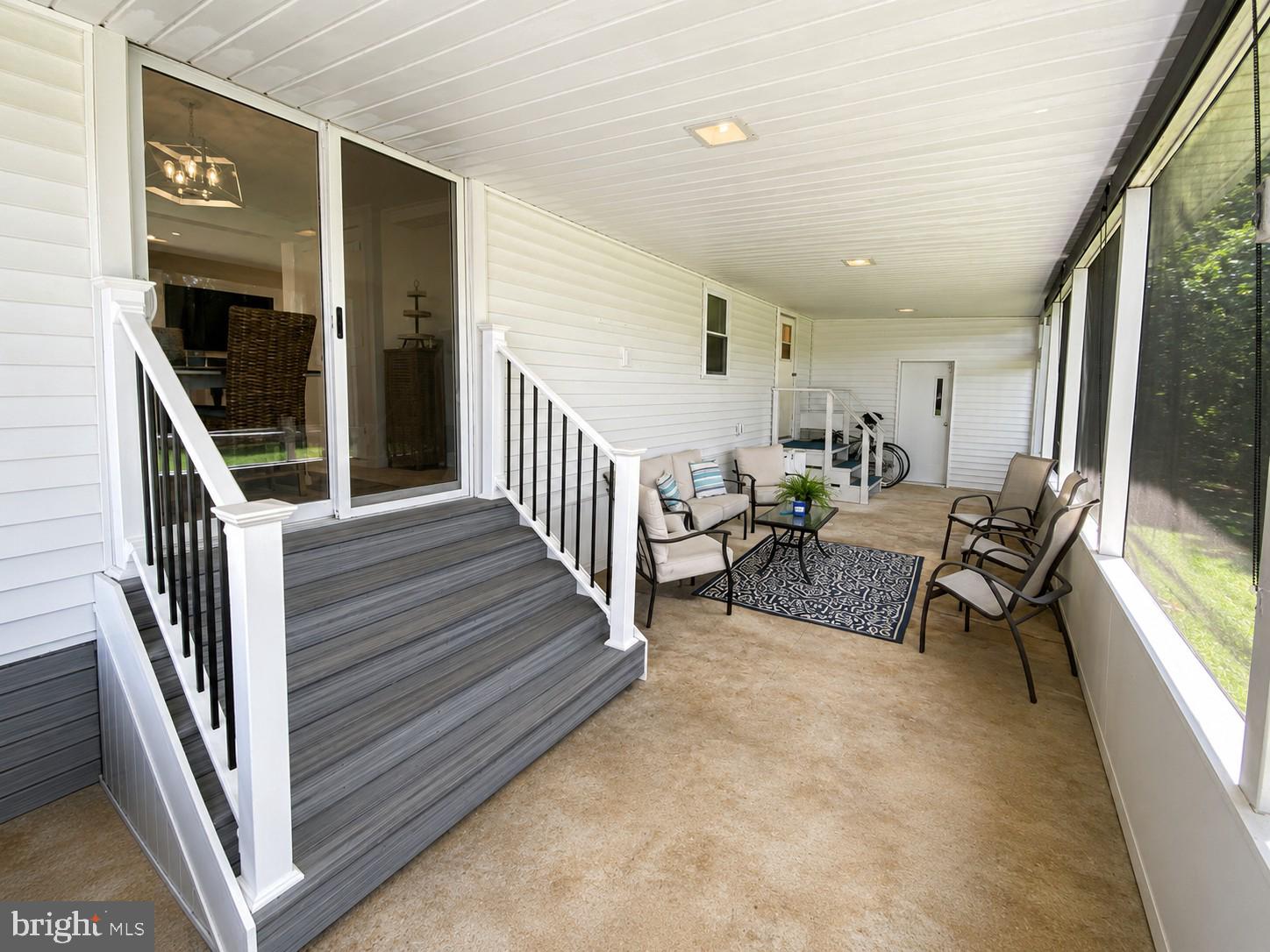 34284 BOB WHITE LANE 719