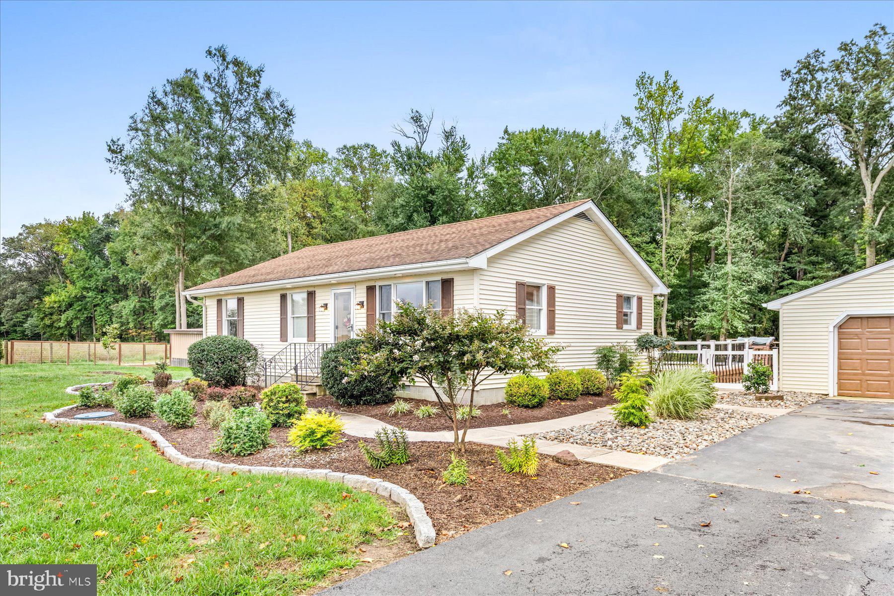 3046 HAZLETTVILLE ROAD