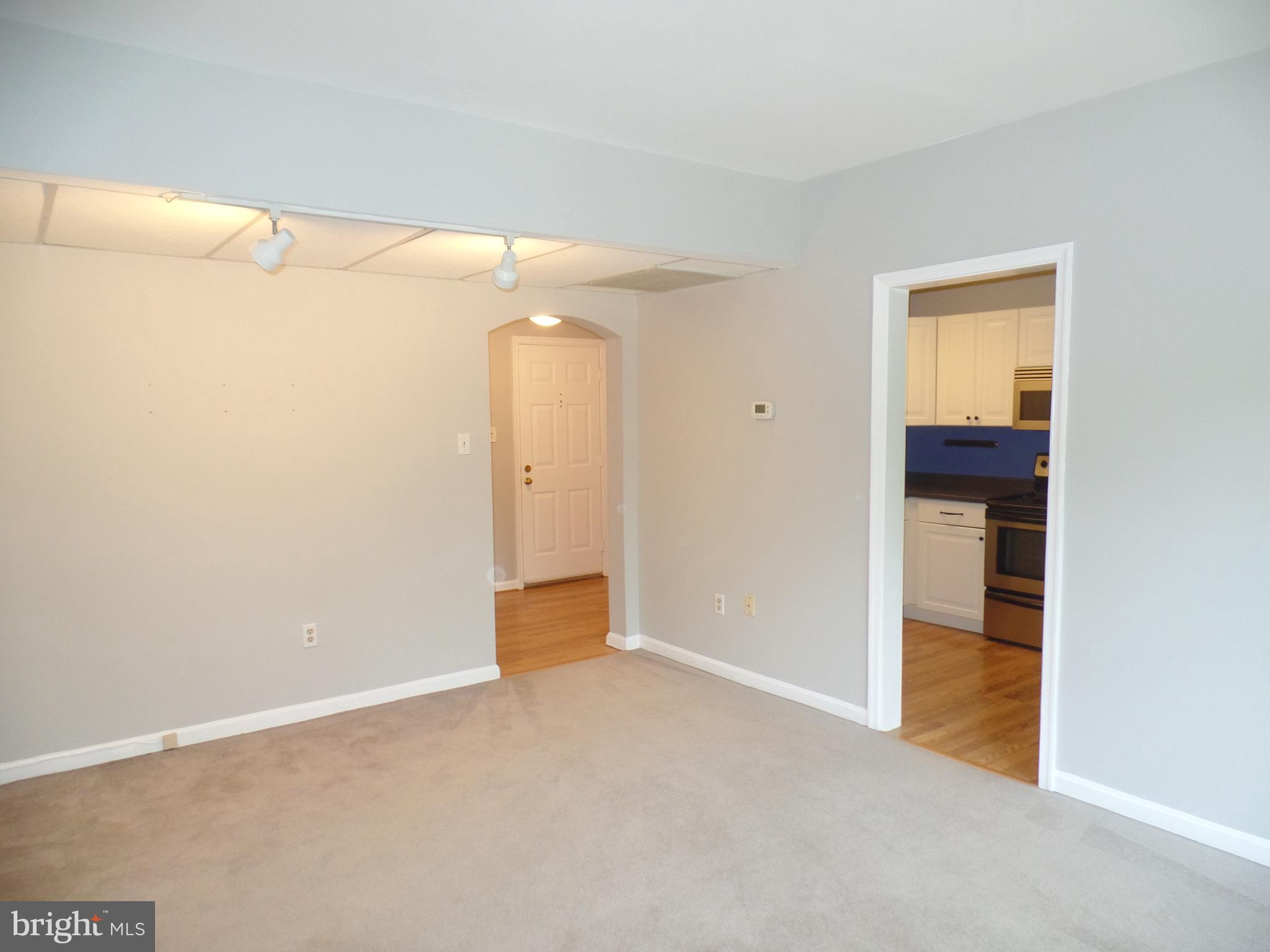 COLONIAL VILLAGE II - Residential