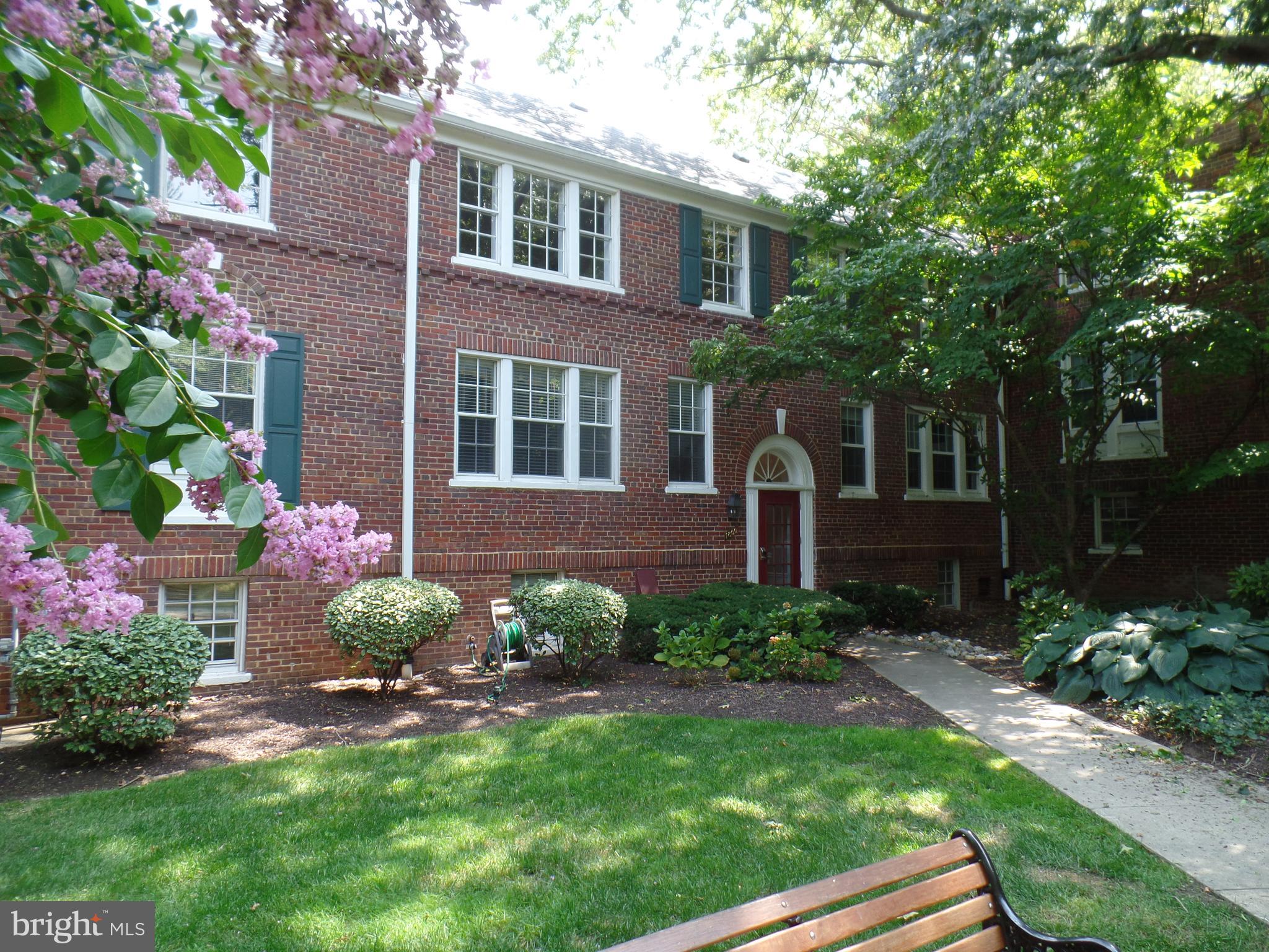 COLONIAL VILLAGE II - Residential