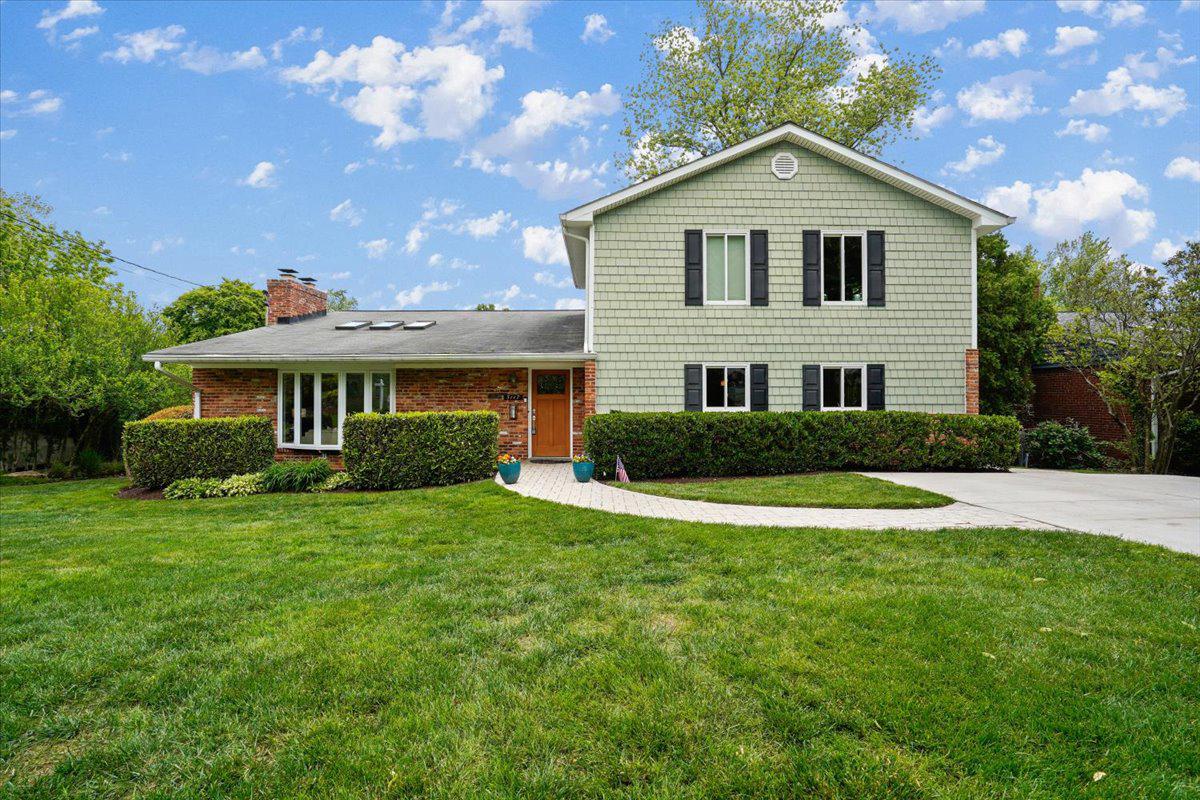 MAPLEWOOD ESTATES - Residential