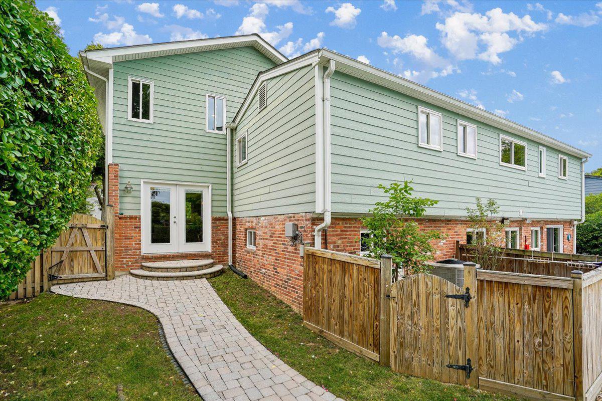 MAPLEWOOD ESTATES - Residential