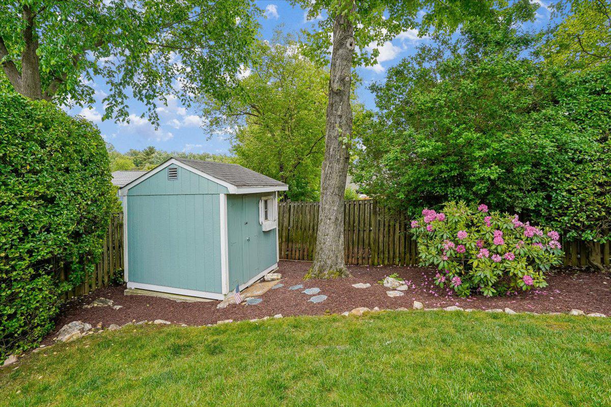 MAPLEWOOD ESTATES - Residential