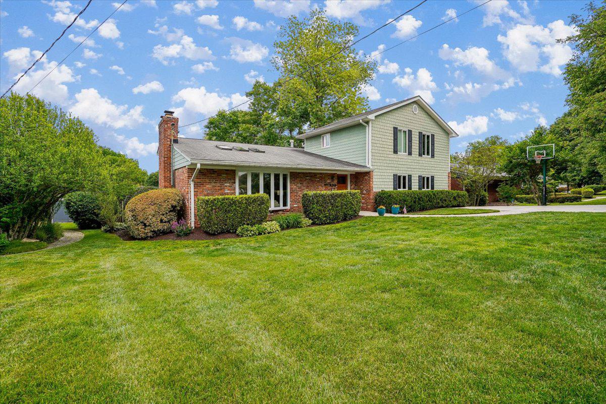 MAPLEWOOD ESTATES - Residential