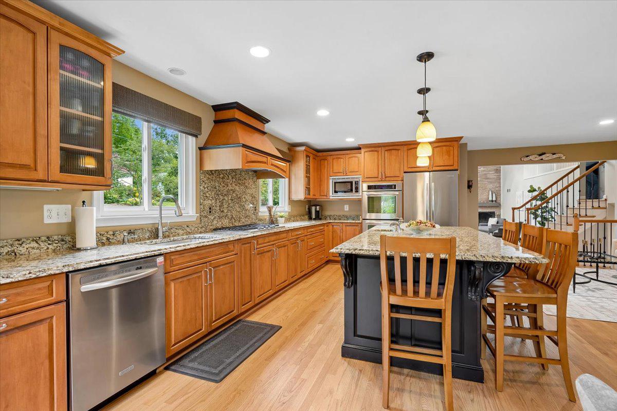MAPLEWOOD ESTATES - Residential