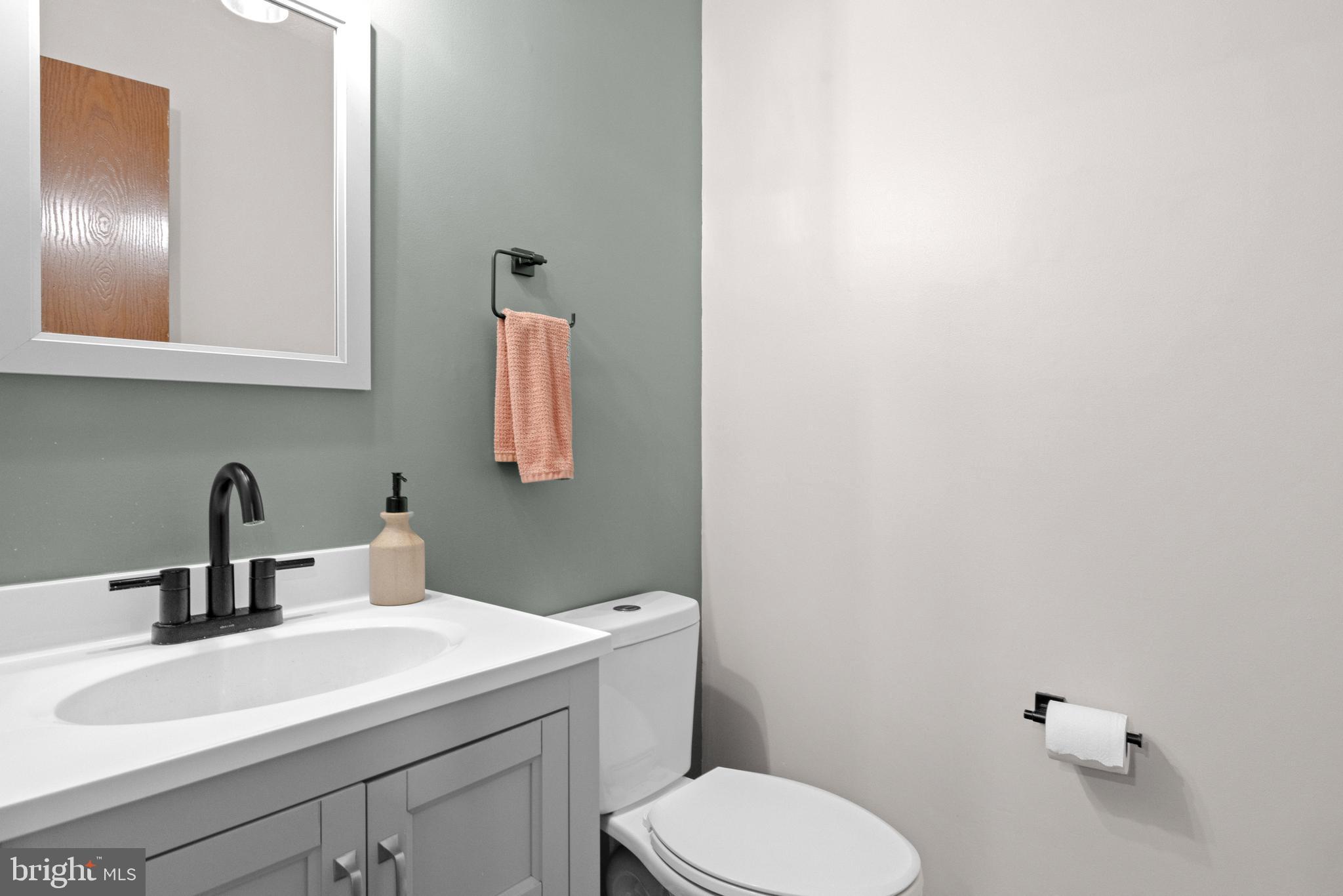 FREDERICKTOWNE TOWNHOUSE - Residential