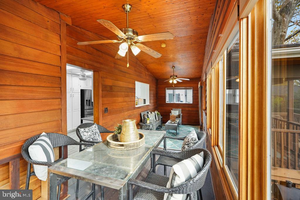 GARRETT PARK ESTATES - Residential