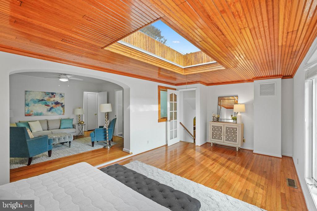 GARRETT PARK ESTATES - Residential