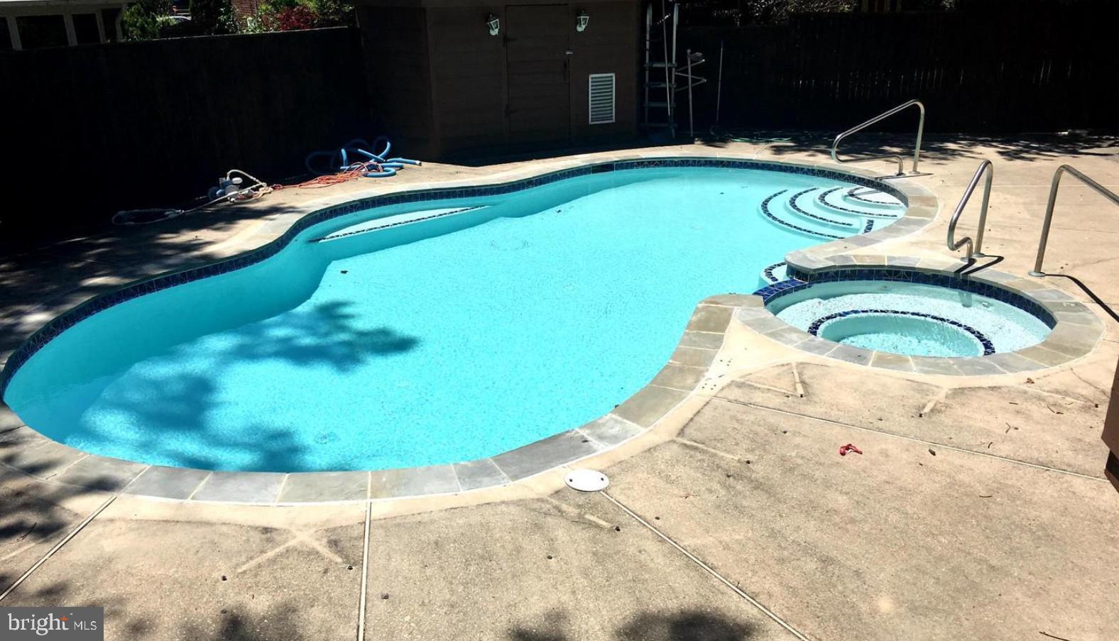 GARRETT PARK ESTATES - Residential