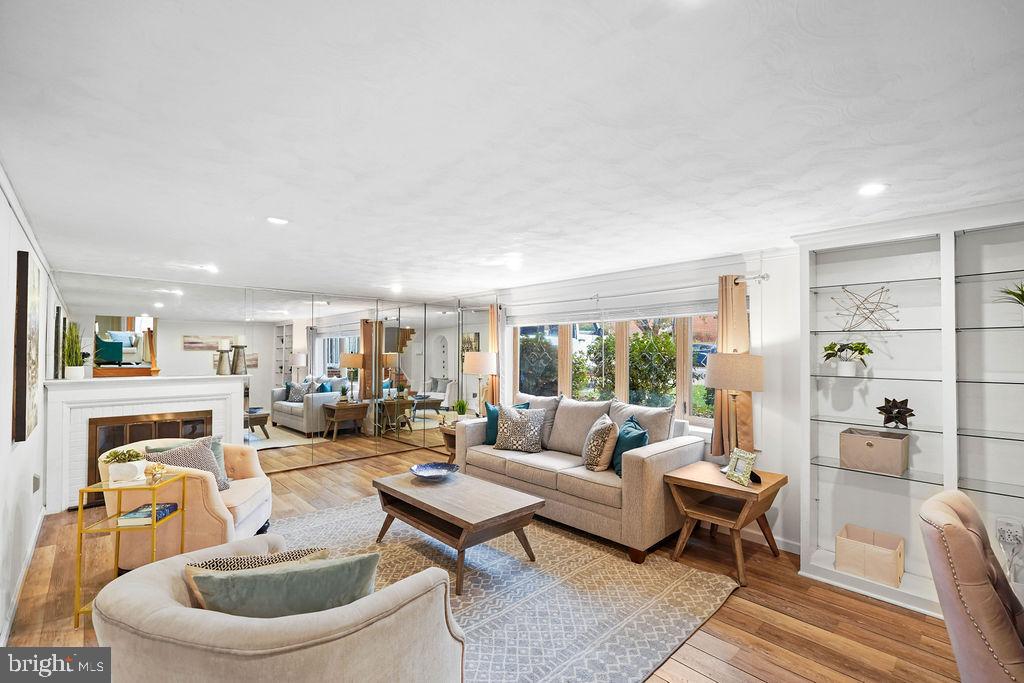 GARRETT PARK ESTATES - Residential