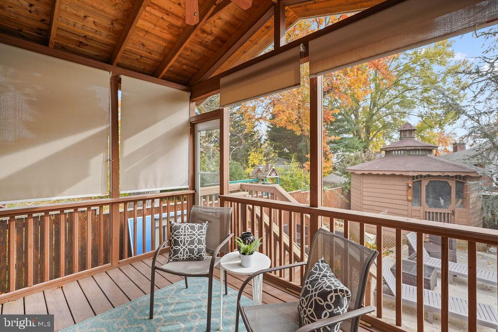 GARRETT PARK ESTATES - Residential