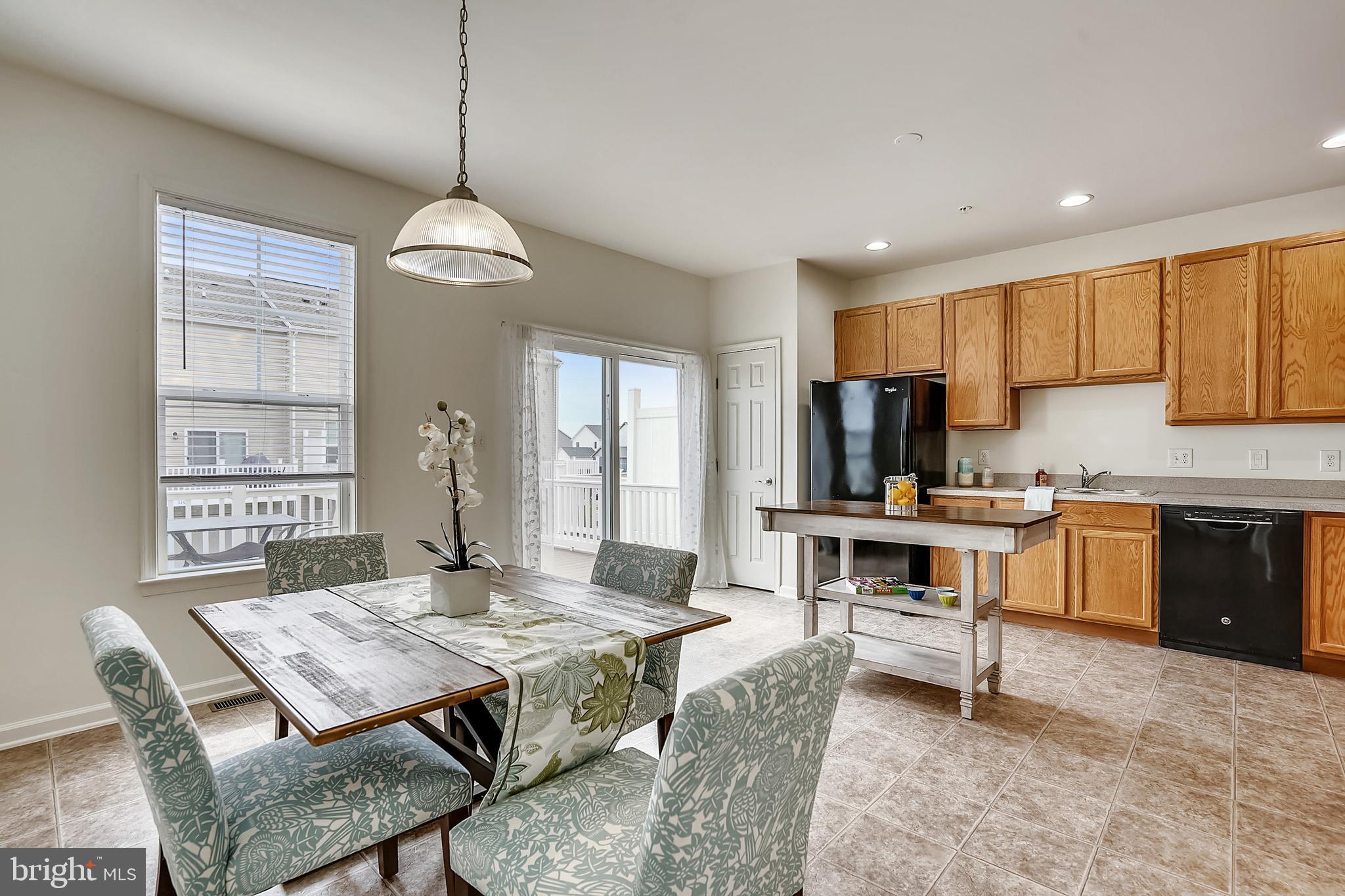 ELLENDALE - Residential