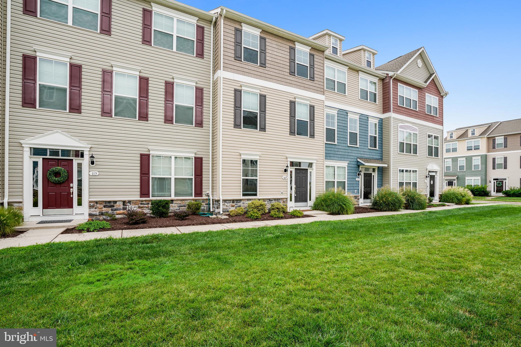 ELLENDALE - Residential