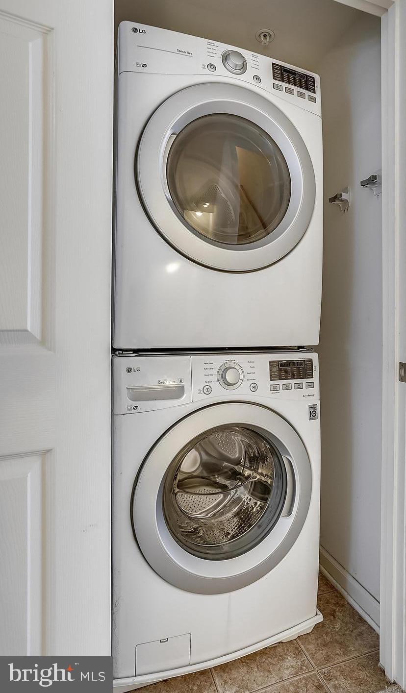 ELLENDALE - Residential