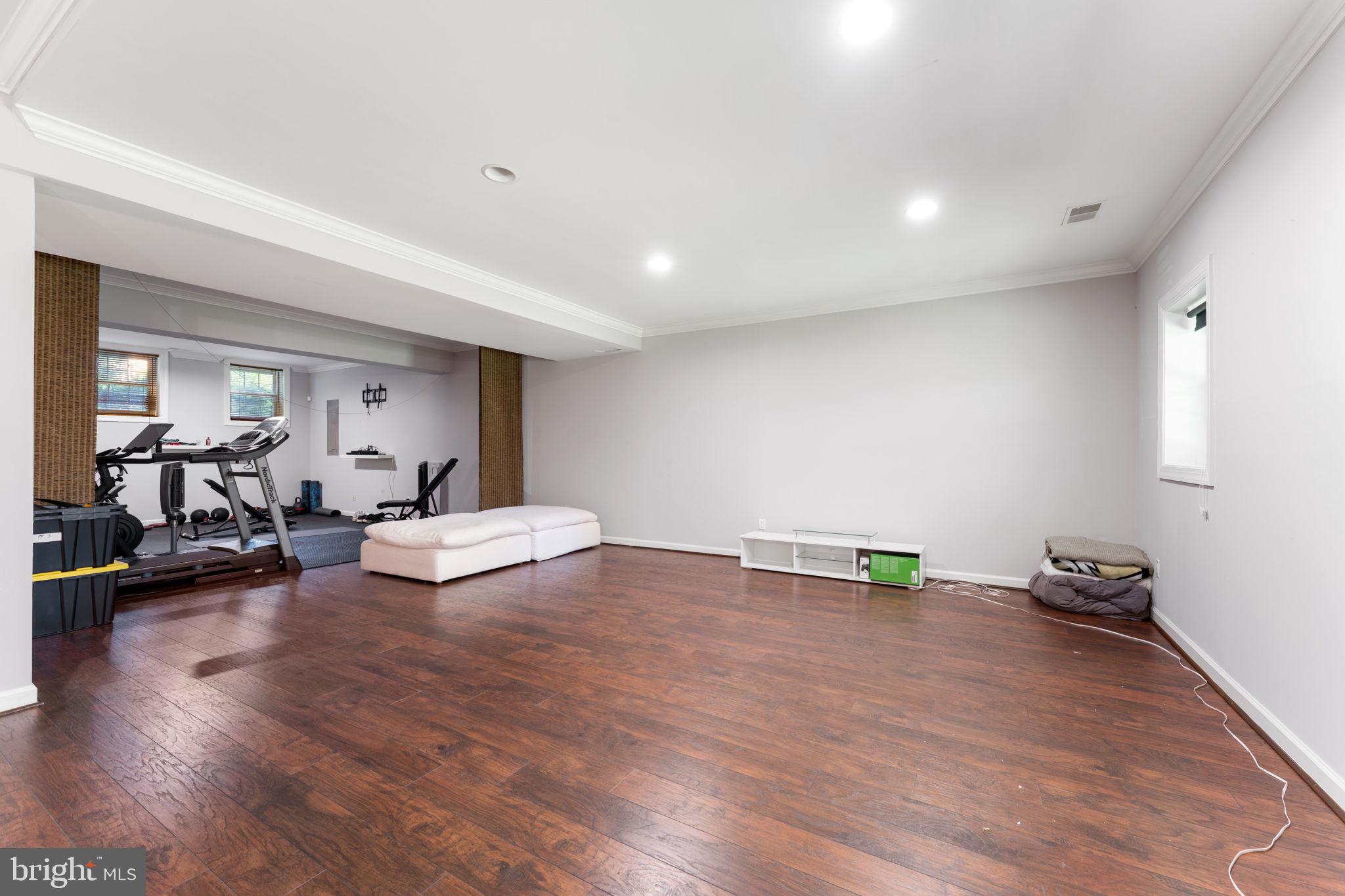 FOX CREEK - Residential Lease